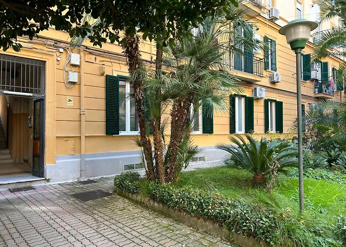 Mirea Apartments - Napoli